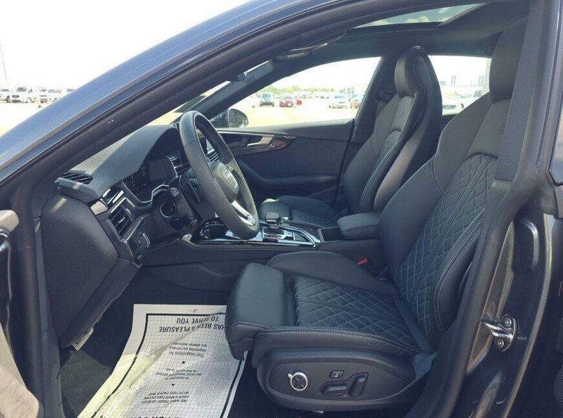 2025 Audi S5 Premium Plus photo 5
