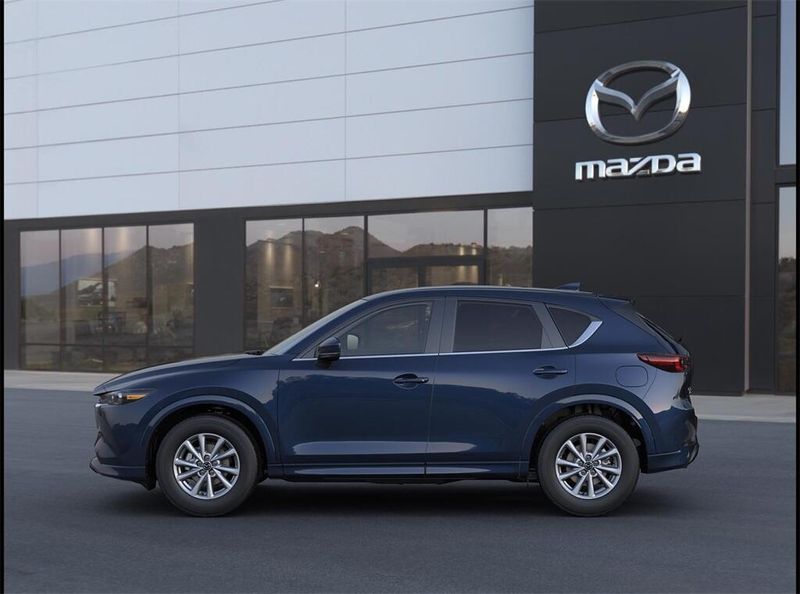 New 2025 Mazda CX-5 2.5 S Preferred PackageImage 3