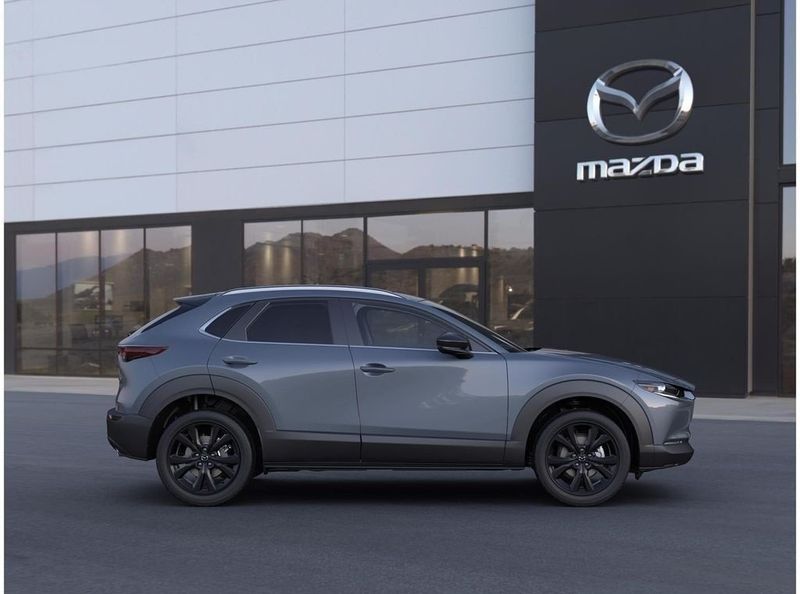 2024 Mazda CX-30 2.5 S Carbon EditionImage 6