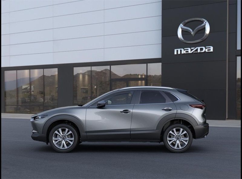 2024 Mazda CX-30 2.5 S Premium PackageImage 3