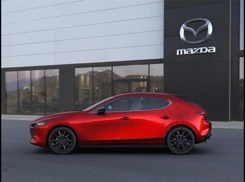 2025 Mazda Mazda3 2.5 S Select SportImage 3