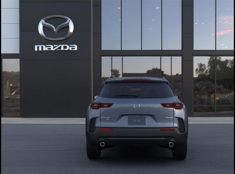 2025 Mazda CX-50 2.5 S Preferred PackageImage 4