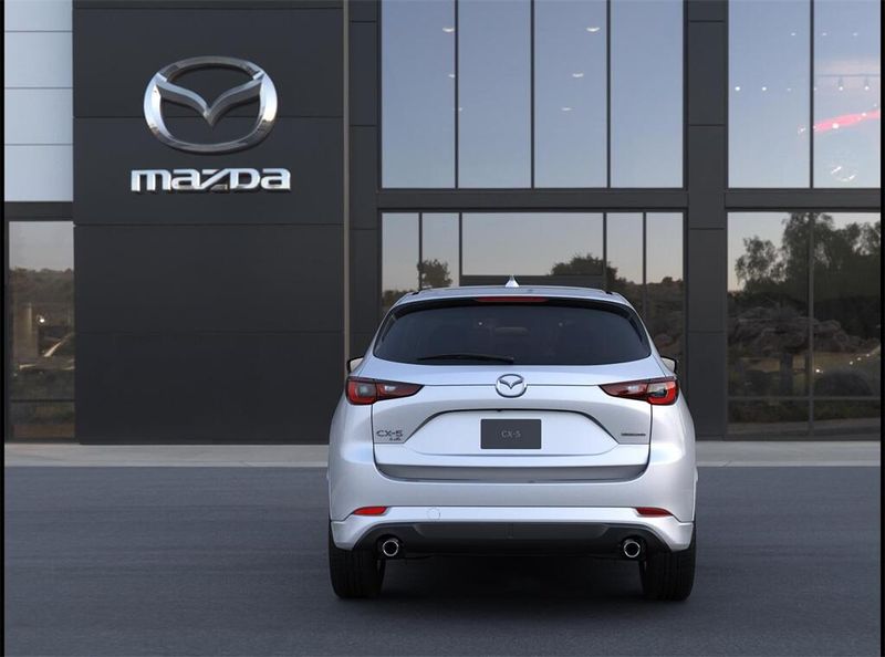 New 2025 Mazda CX-5 2.5 S Preferred PackageImage 4