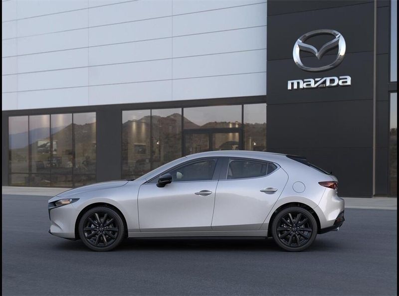 2025 Mazda Mazda3 2.5 S Select SportImage 3