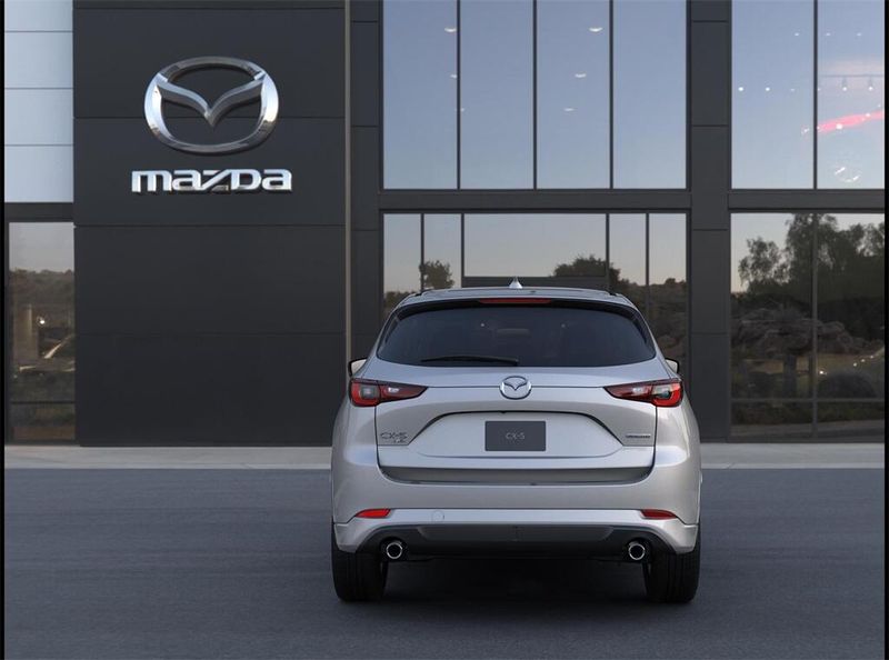New 2025 Mazda CX-5 2.5 S Preferred PackageImage 4