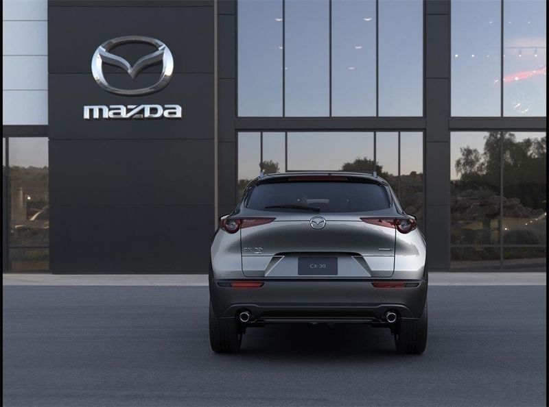 2024 Mazda CX-30 2.5 S Preferred PackageImage 4