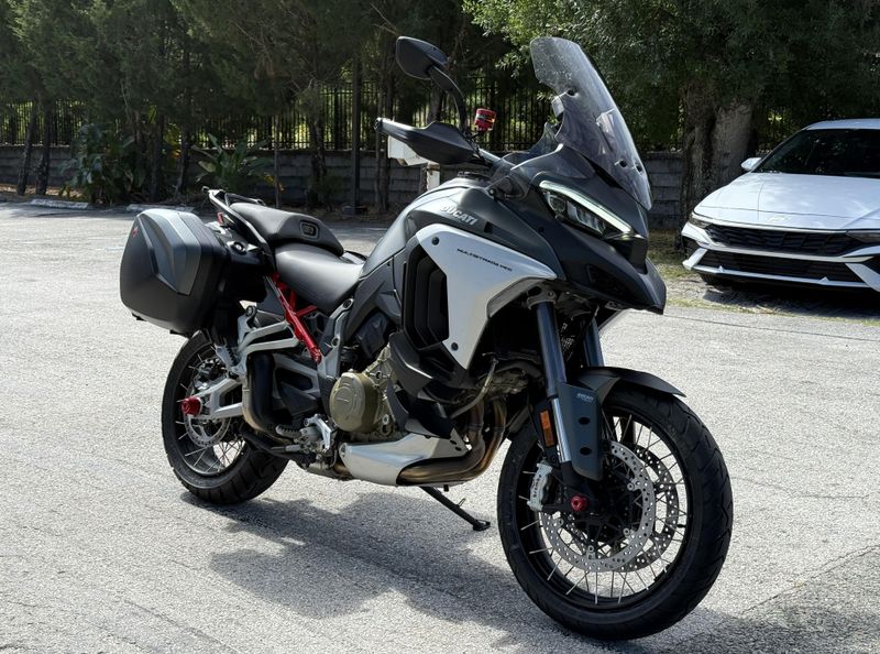 2022 Ducati Ducati Multistrada V4 S Travel + Radar Spoked Wheels