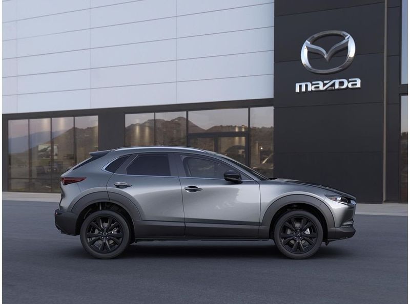 2024 Mazda CX-30 2.5 S Select SportImage 5