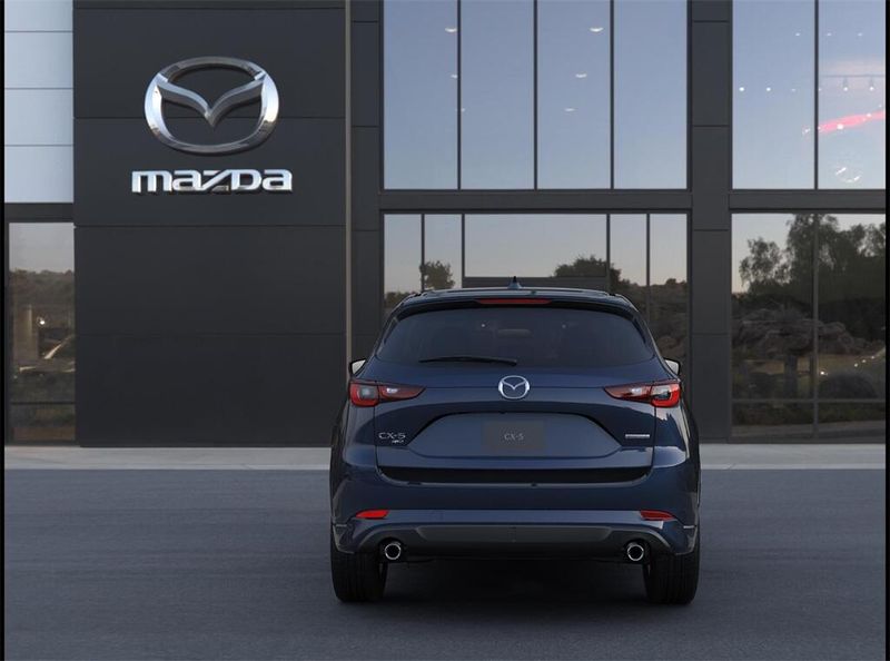 New 2025 Mazda CX-5 2.5 S Preferred PackageImage 4