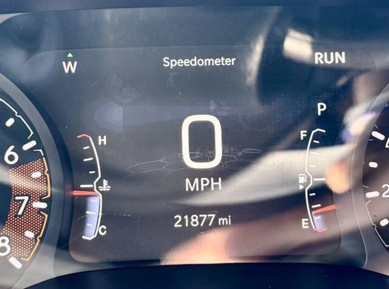 Used 2024 Jeep Compass LatitudeImage 16