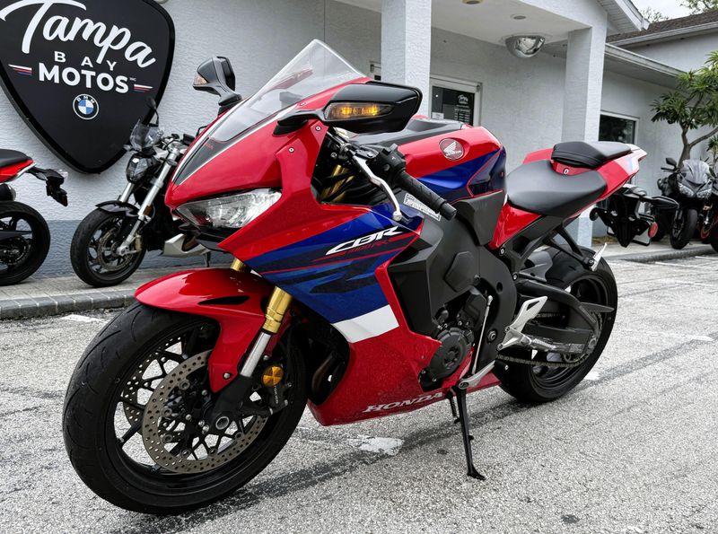 2024 Honda CBR 1000RR ABS 