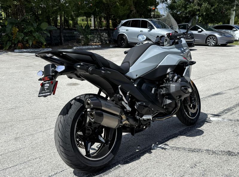 2026 BMW R 1300 RS