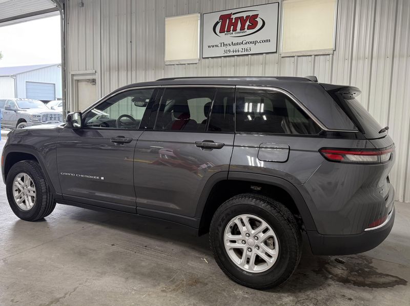 Used 2023 Jeep Grand Cherokee LaredoImage 16