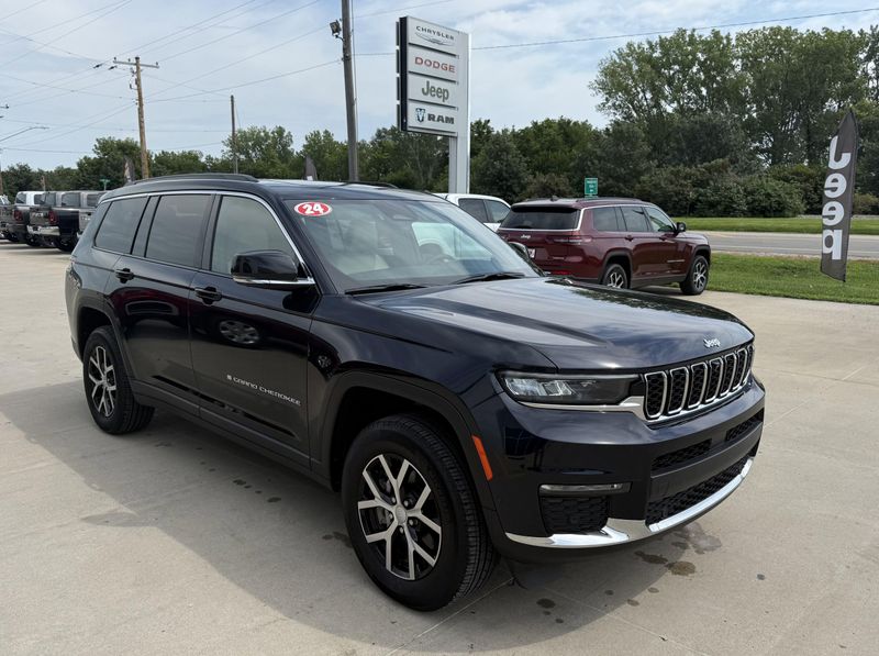 Used 2024 Jeep Grand Cherokee L LimitedImage 41