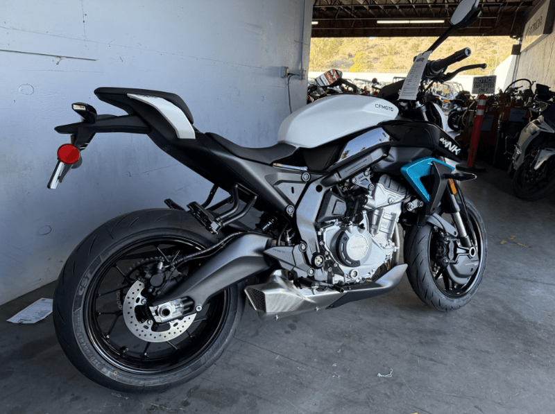 New 2026 CFMOTO 675NK Image 2