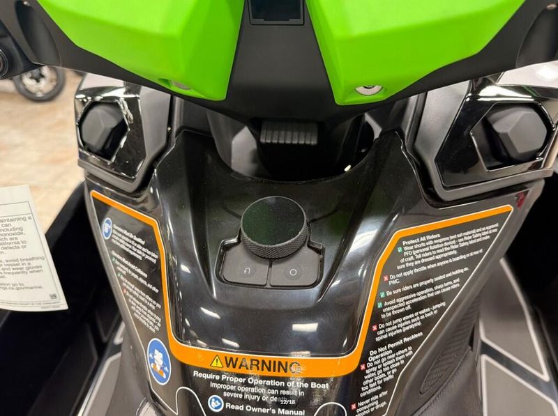 New 2025 Kawasaki JET SKI ULTRA 310LX-S Image 14