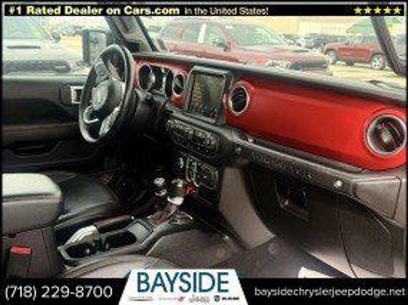 2020 Jeep Wrangler Unlimited Rubicon photo 14