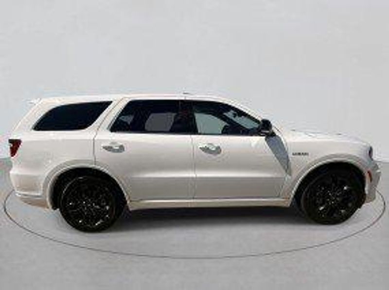 2022 Dodge Durango R/T photo 6