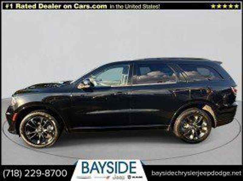 2022 Dodge Durango GT Plus photo 2