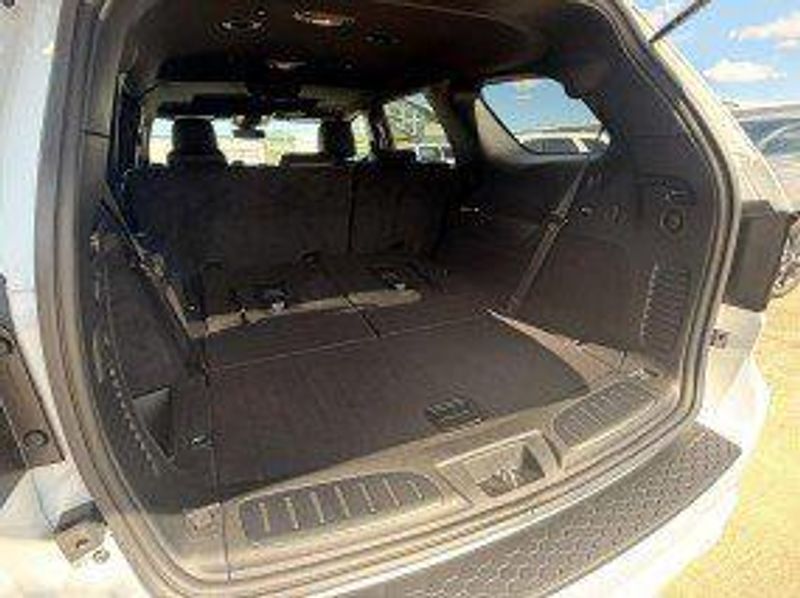 2022 Dodge Durango R/T photo 17