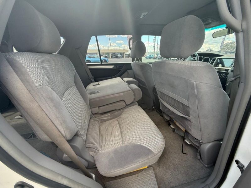 2004 Toyota 4Runner SR5 Sport photo 4