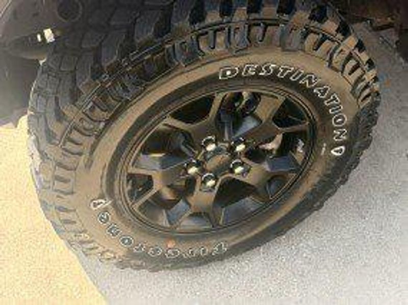 2023 Jeep Wrangler Willys photo 8