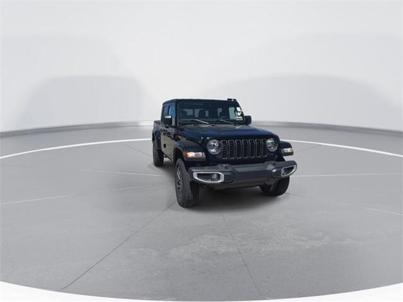 2024 Jeep Gladiator Sport S 4x4Image 3