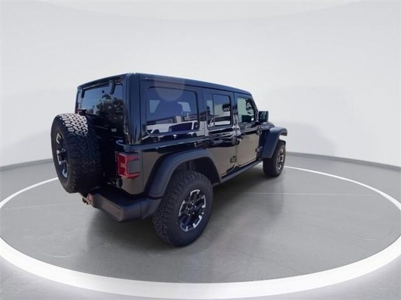 2024 Jeep Wrangler 4-door Rubicon 4xeImage 8