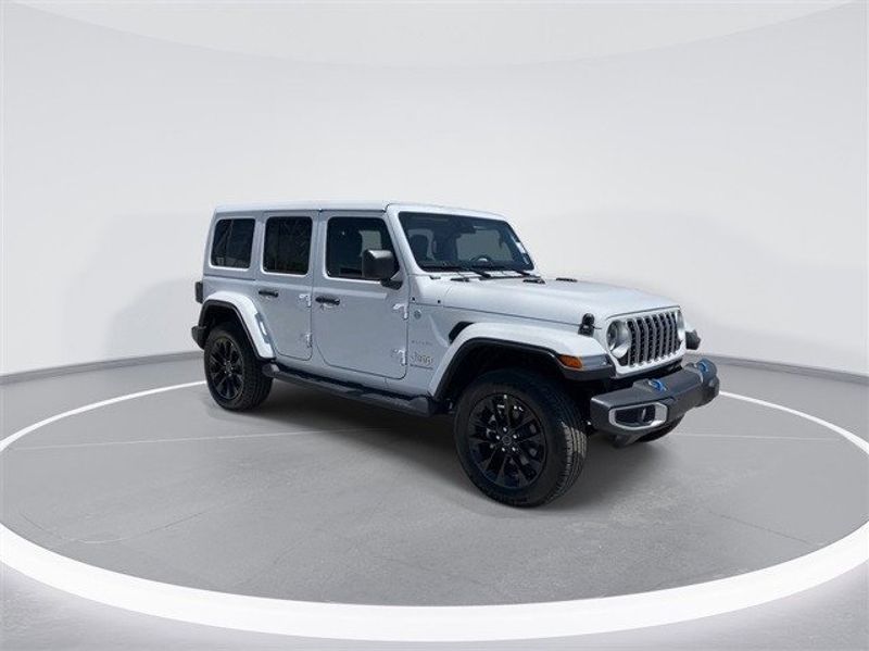 2024 Jeep Wrangler 4-door Sahara 4xeImage 2