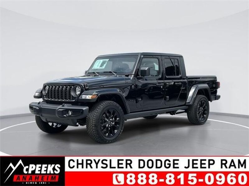 2025 Jeep Gladiator Nighthawk 4x4Image 1