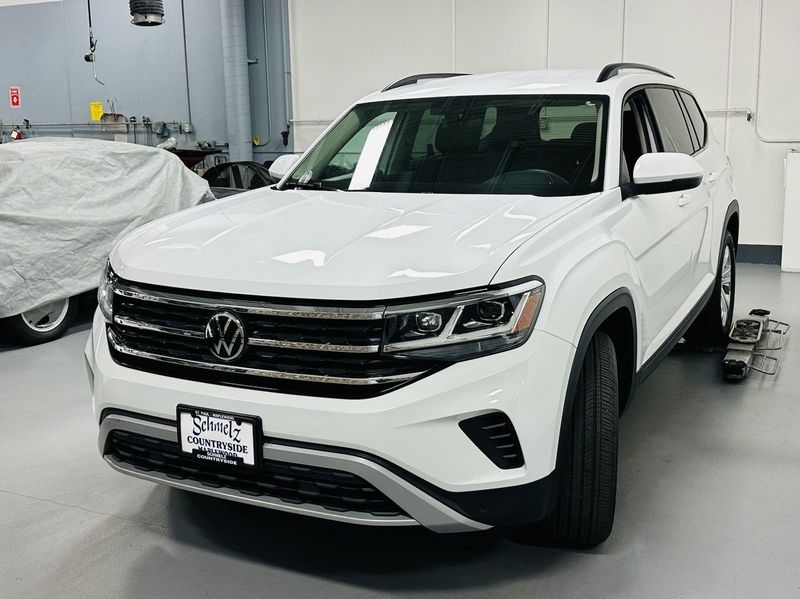 2023 Volkswagen Atlas V6 SE w/Technology AWDImage 7