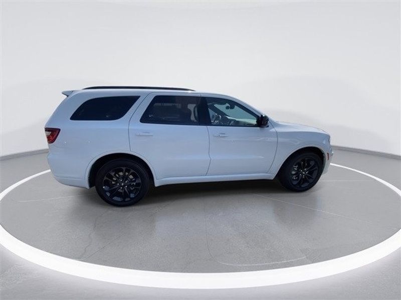 2024 Dodge Durango SXT RwdImage 9