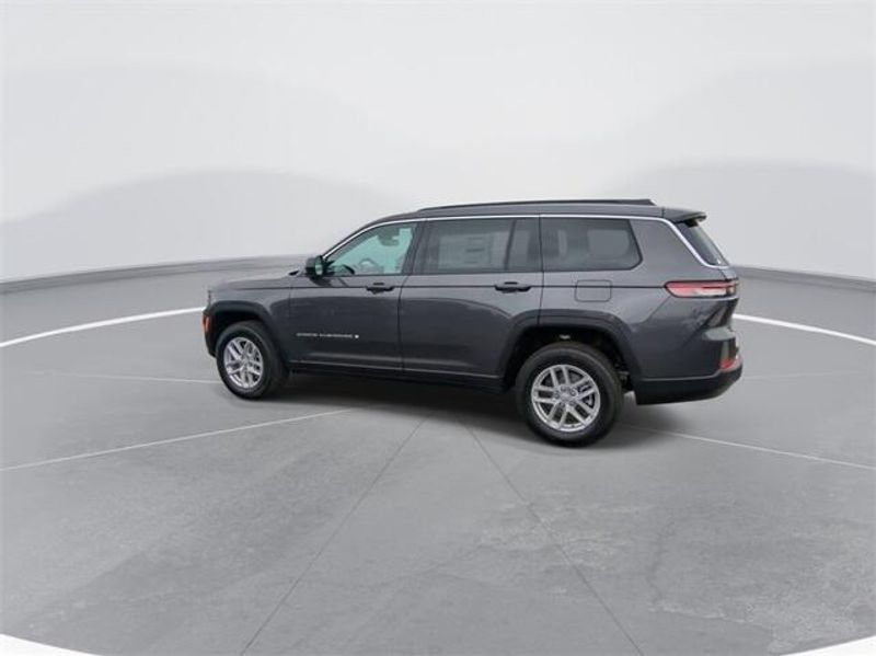 2024 Jeep Grand Cherokee L Laredo X 4x2Image 6