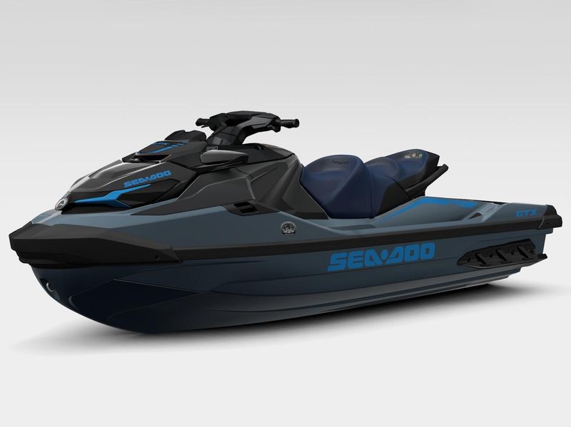 New 2026 Sea Doo GTX 230 Image 4