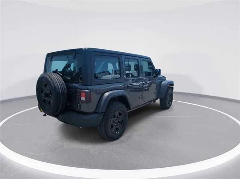 Jeep Wrangler 4xE SportImage 8