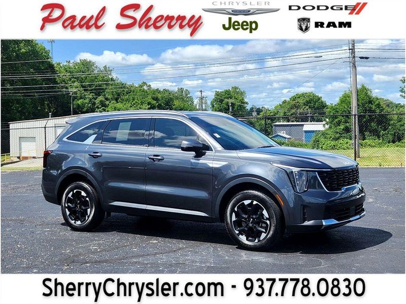 Used 2024 Kia Sorento S