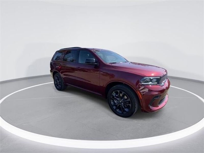 2024 Dodge Durango SXT RwdImage 2