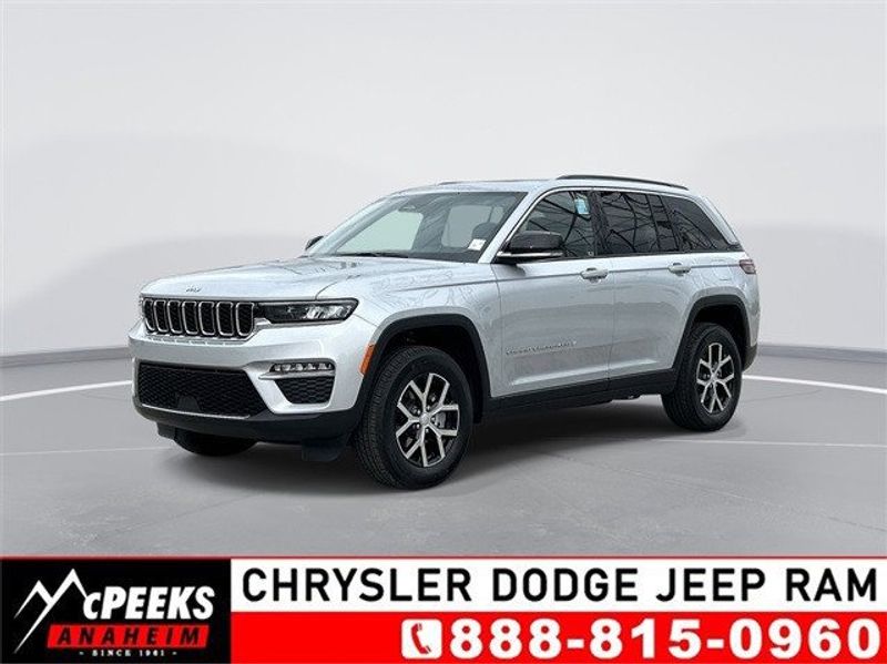 2024 Jeep Grand Cherokee Limited 4x4 in a Silver Zynith exterior color and Global Blackinterior. McPeek