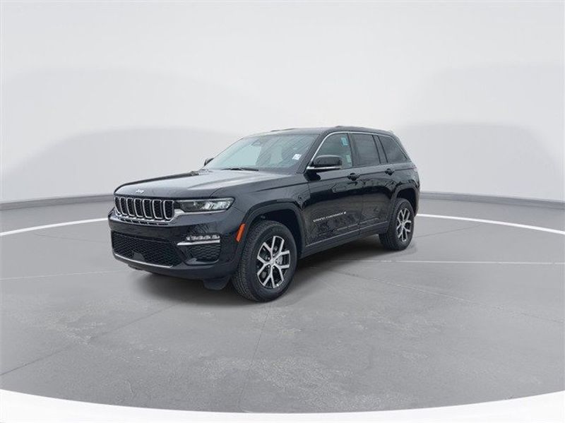 2024 Jeep Grand Cherokee Limited 4x2 in a Diamond Black Crystal Pearl Coat exterior color and Global Blackinterior. McPeek
