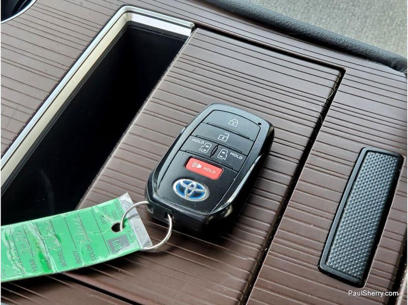 Used 2024 Toyota Sienna LE