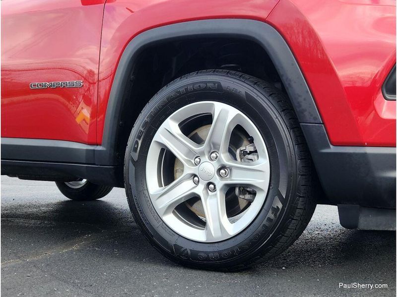 Used 2023 Jeep Compass Latitude