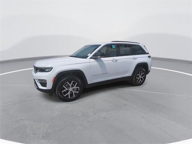 2024 Jeep Grand Cherokee Limited 4x4Image 4