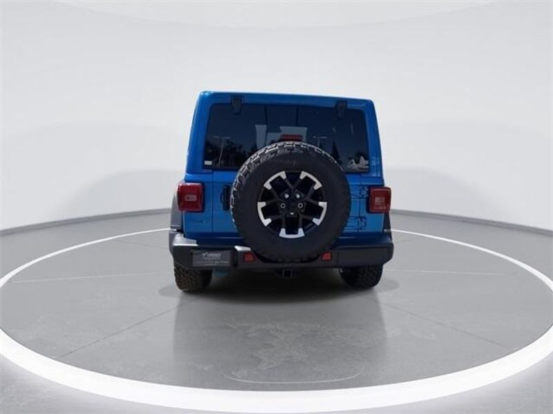 2024 Jeep Wrangler 4-door Rubicon 4xeImage 7