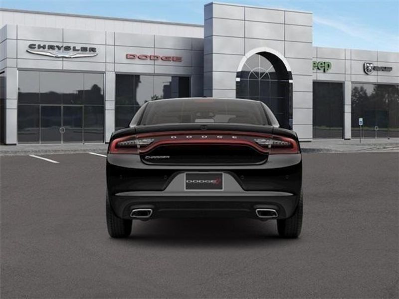 2022 Dodge Charger Sxt RwdImage 6