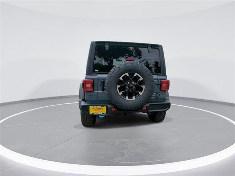 2024 Jeep Wrangler 4-door Rubicon 4xeImage 7