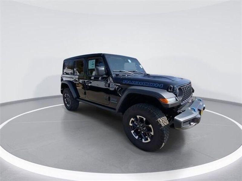 2024 Jeep Wrangler 4-door Rubicon 4xeImage 2