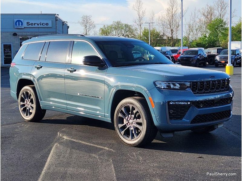 New 2026 Jeep Grand Cherokee L Limited Reserve 4x4