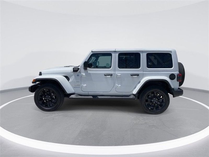 2024 Jeep Wrangler 4-door Sahara 4xeImage 5