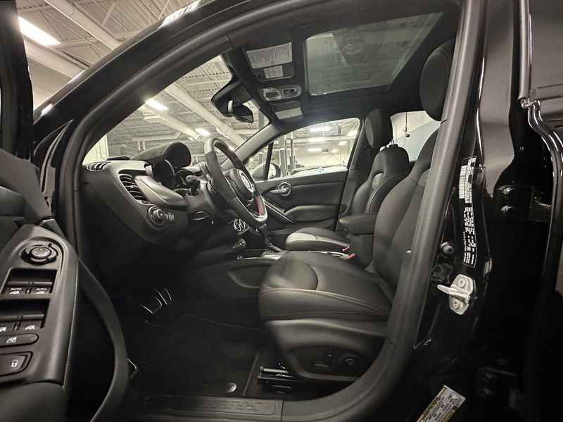 2022 Fiat 500X Sport AWD w/Sunroof in a Nero Cinema (Black Clear Coat) exterior color and Black Heated Seatsinterior. Schmelz Countryside Alfa Romeo (651) 867-3222 schmelzalfaromeo.com 