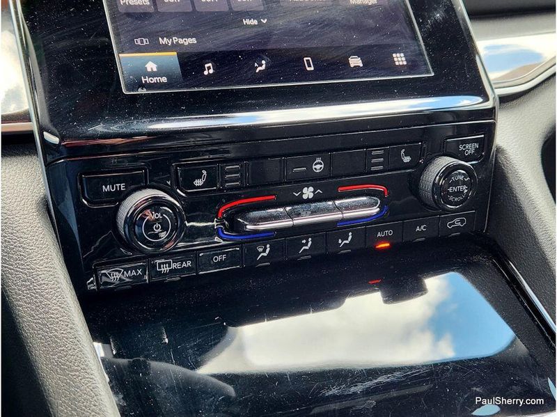 Used 2022 Jeep Grand Cherokee Altitude